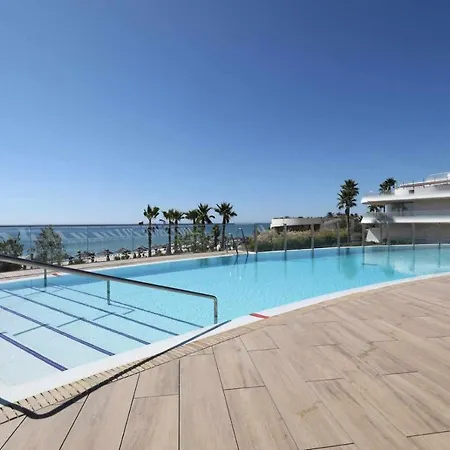 Theedgebythesea Lighthouse Apartment Estepona