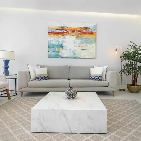 Theedgebythesea Lighthouse Apartment *